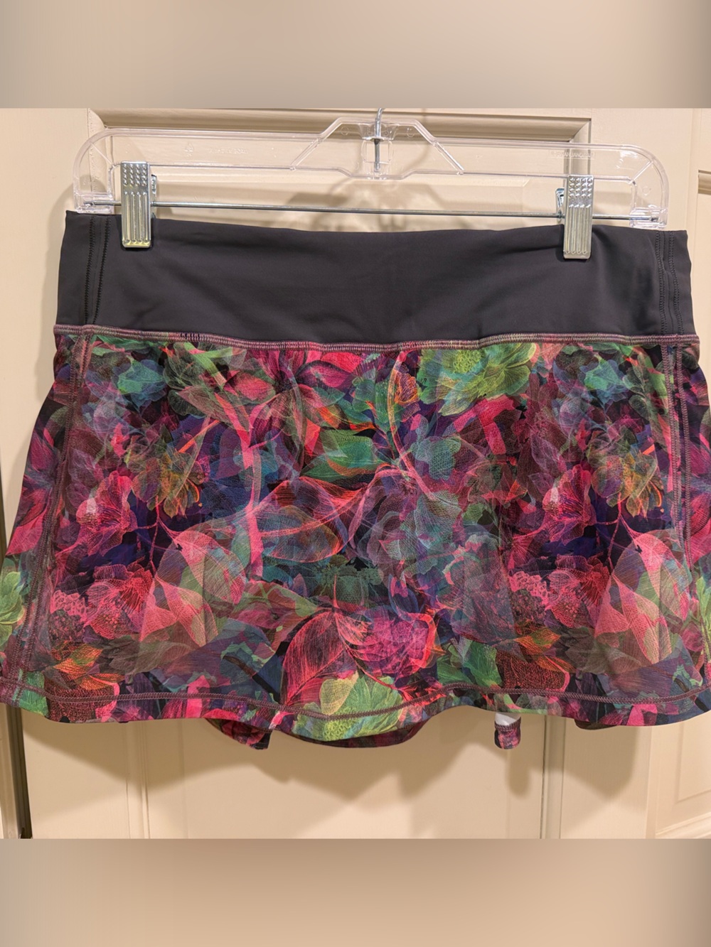 Lulu Lemon Women's Multi-Color Floral Athletic Skirt